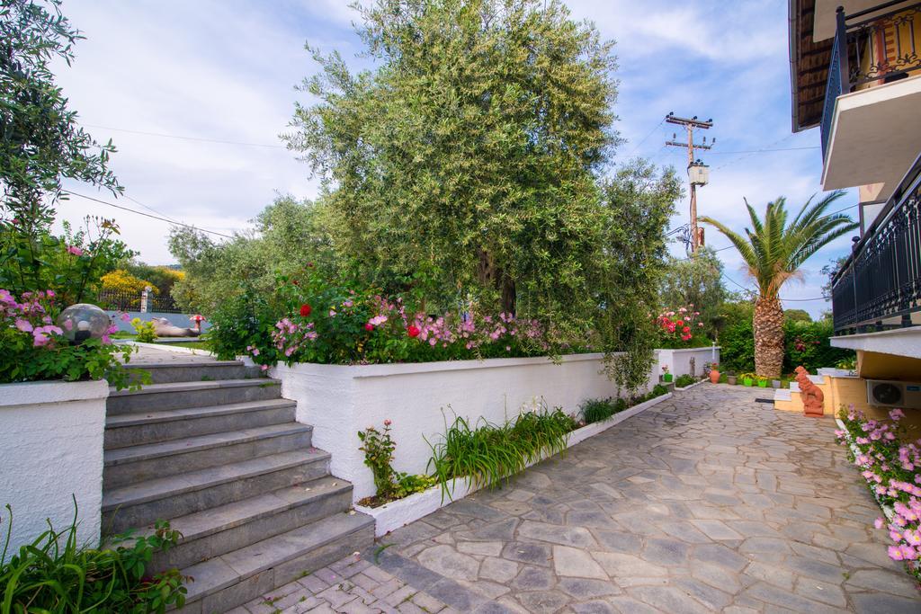Pension Maria Astris Exterior photo