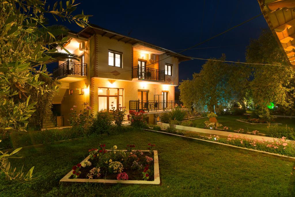 Pension Maria Astris Exterior photo