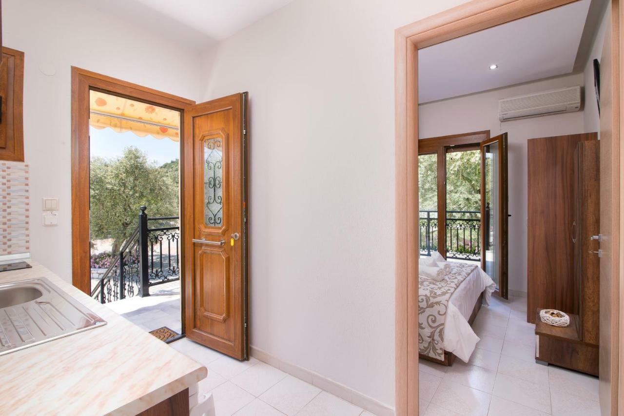 Pension Maria Astris Exterior photo